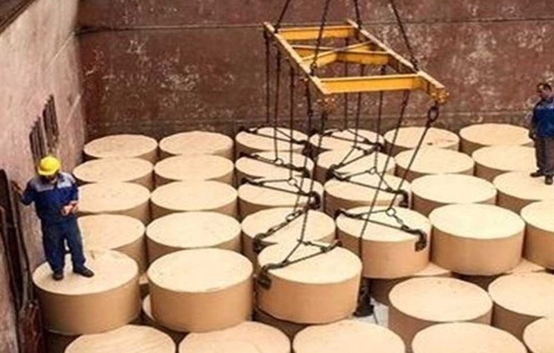 چرا خبری از ترخیص ۶هزارتن کاغذ دولتی نیست؟